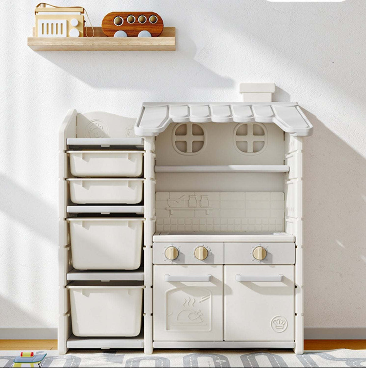 Kunststof Speelkeuken Grijs met crèmekleurige kast, drie draaiknoppen, twee ovendeuren en stapelbare opbergbakken